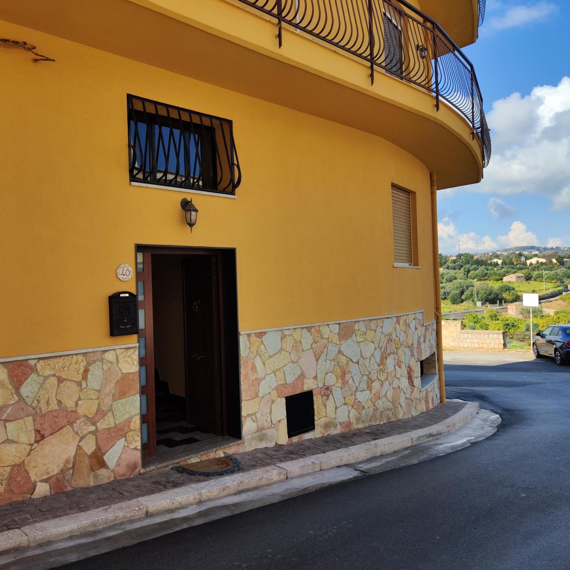 Panoramico Wifi Tv Centro Storico Apartment Casteldaccia Ngoại thất bức ảnh